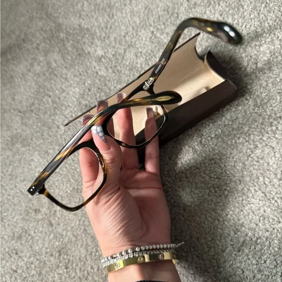 Oliver Peoples Tortoise Shell Glasses - Picture 7 of 13